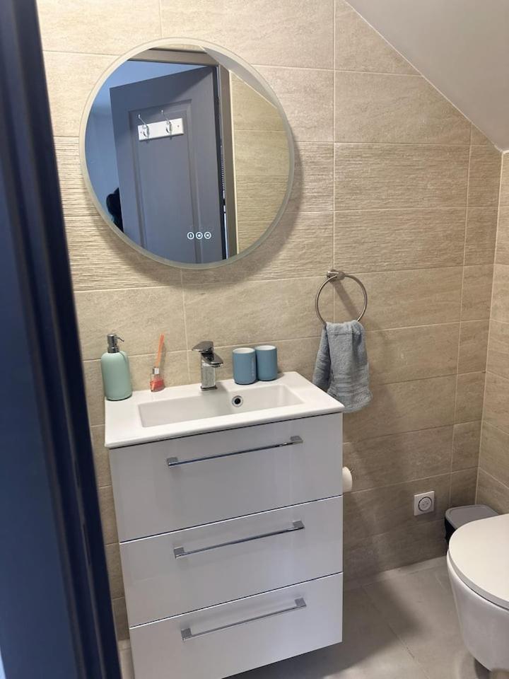 Chambre Privee Pour 4 Personnes En Banlieue Parisienne A บงดี ภายนอก รูปภาพ
